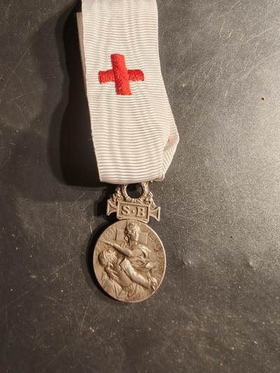 老王徽章第165期 -  法国普奥战争红十字会战场救助奖章