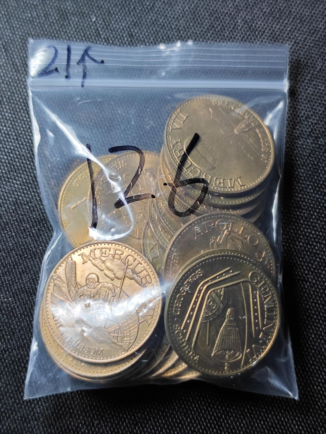 KK钱币收藏小铺 （套币 好品/批量散币 银币）专场  2月预留时间 周末发货  美国航天纪念铜章21枚 好品！