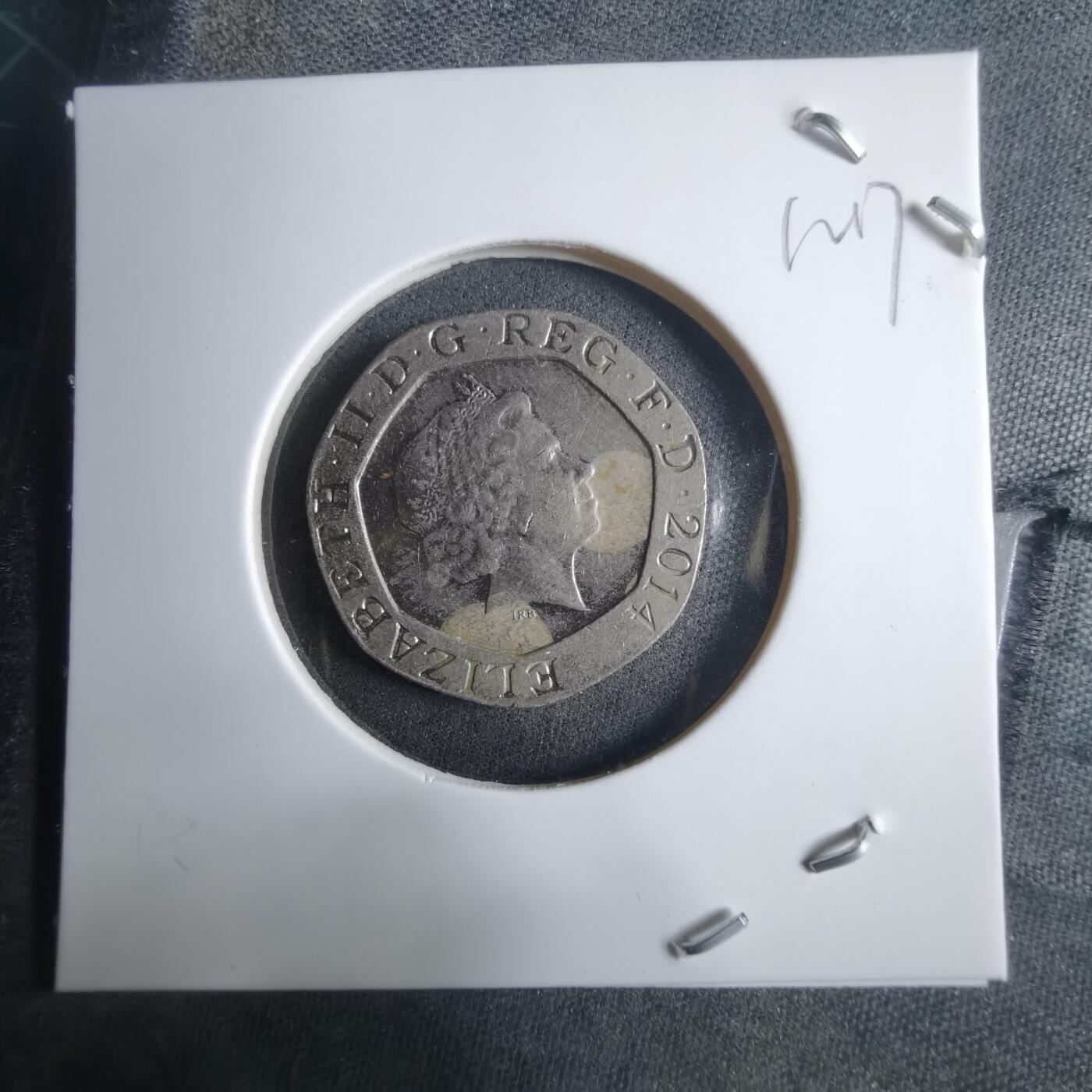 沼泽如烟--第912场 英国2014年20便士