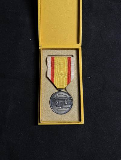 戎马世界章牌大赏第108期 - 勿忘国耻！伪满洲国建国神庙纪念章