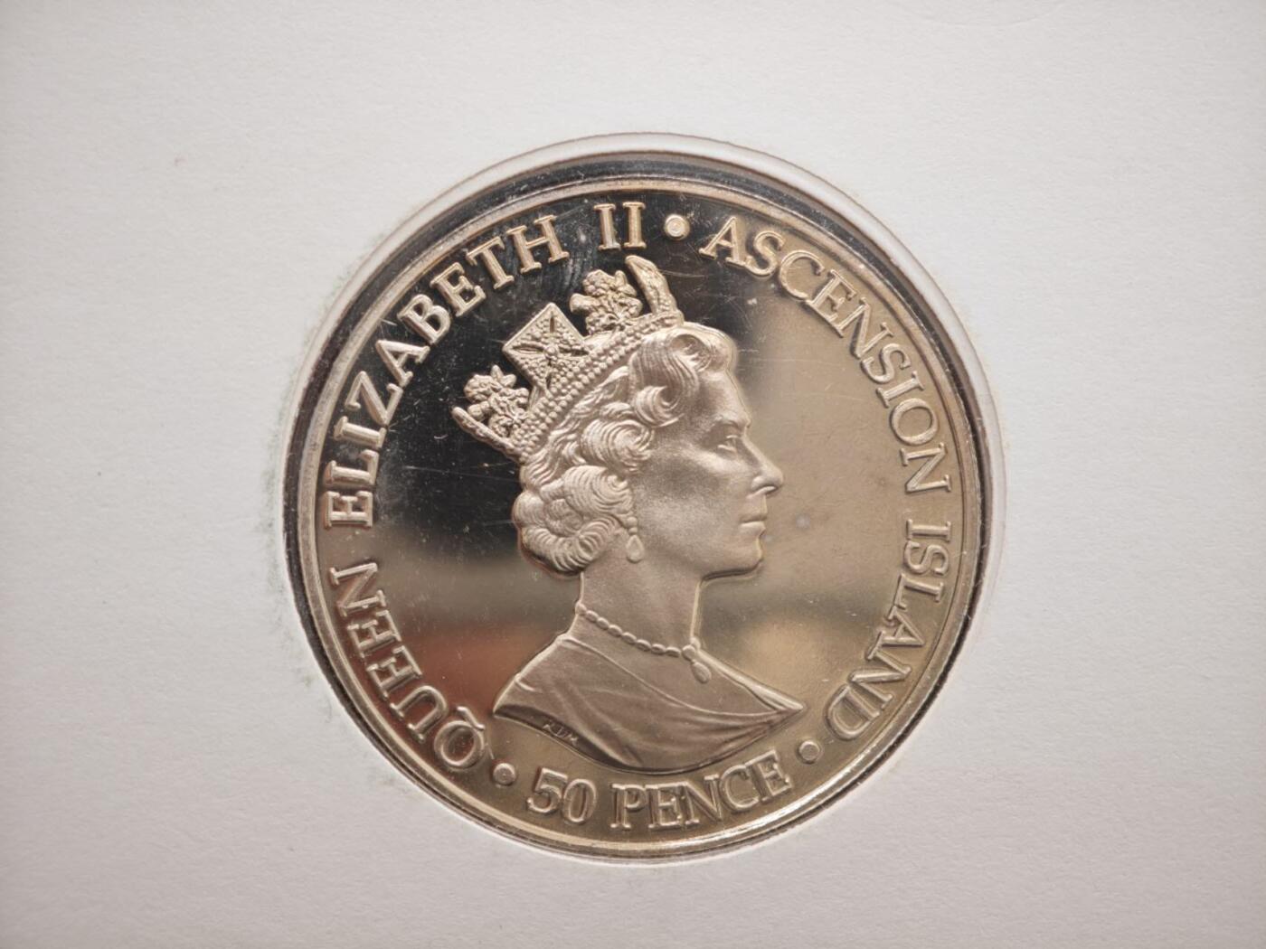 【淘币小摊】限时拍第八百零七拍  克朗币邮币封场  满百包邮可预留两周  周一统一发货   阿桑松2003年女王加冕金禧50便士纪念币邮币封