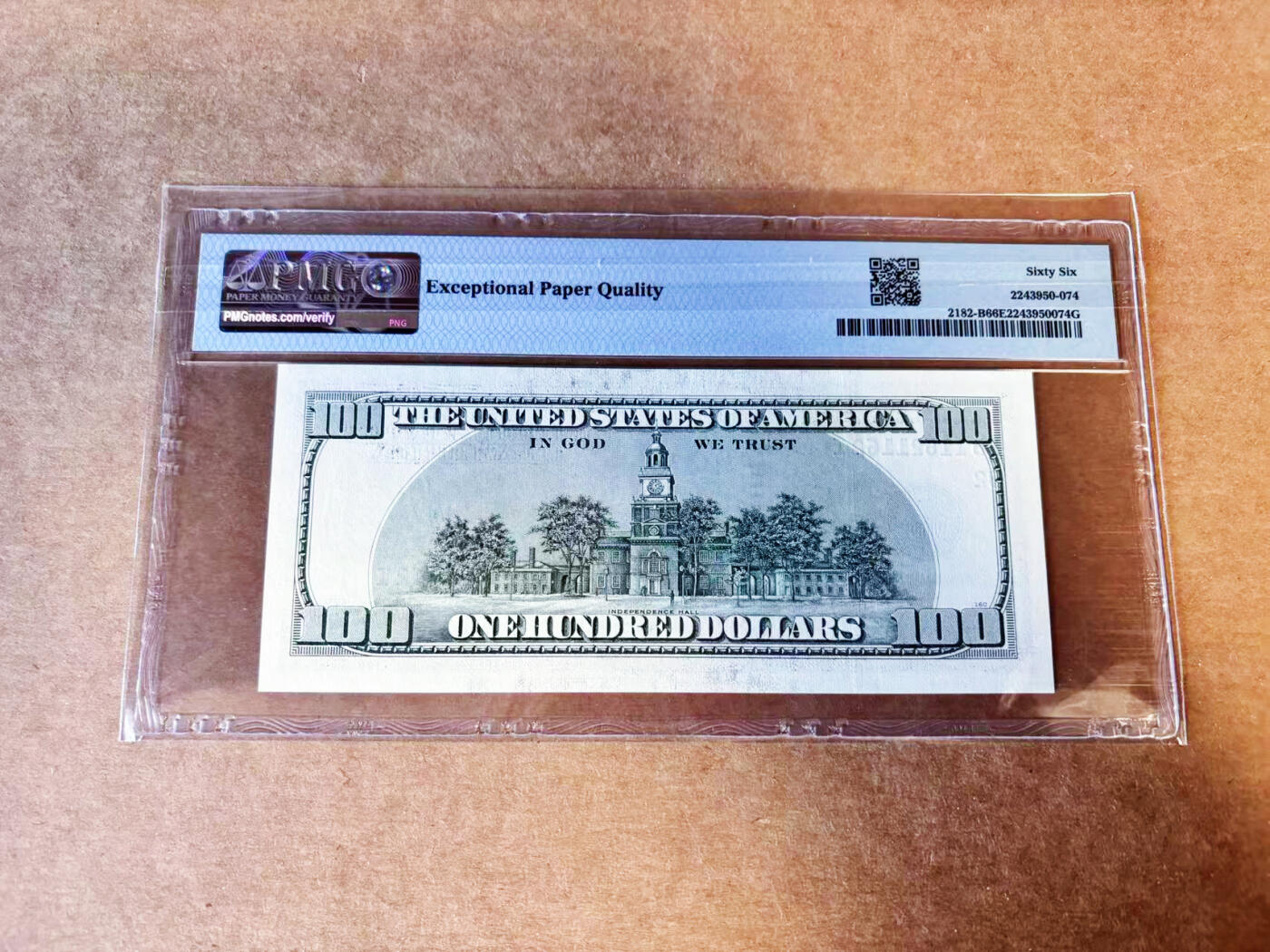 【Blue Auction】世界纸币精拍第754期——18级TOP拍卖/信誉/品质/专业/高效💫 【重复号 无47】美国 2006年100美金 PMG66EPQ 