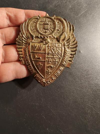 老王徽章第165期 - 美国西北军事与海军学院大檐帽帽徽 