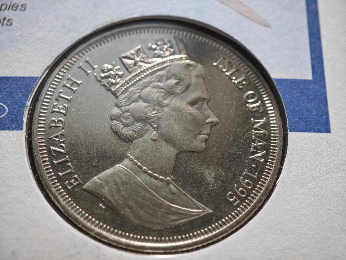 【淘币小摊】限时拍第八百零七拍  克朗币邮币封场  满百包邮可预留两周  周一统一发货   马恩岛1995年二战战斗机克朗纪念币邮币封