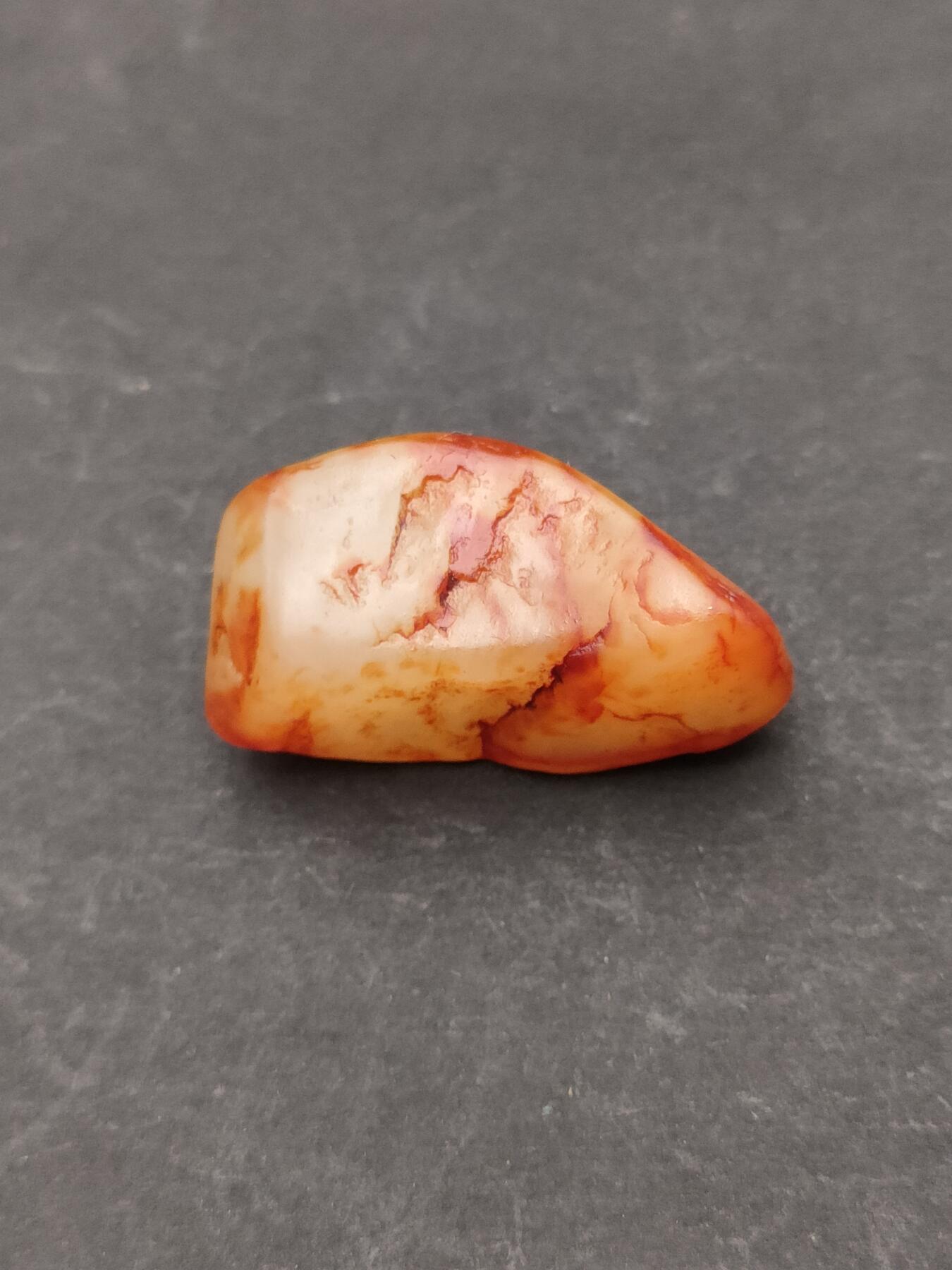 猩哥外币小铺➨【第203场】 和田玉原石3.5克