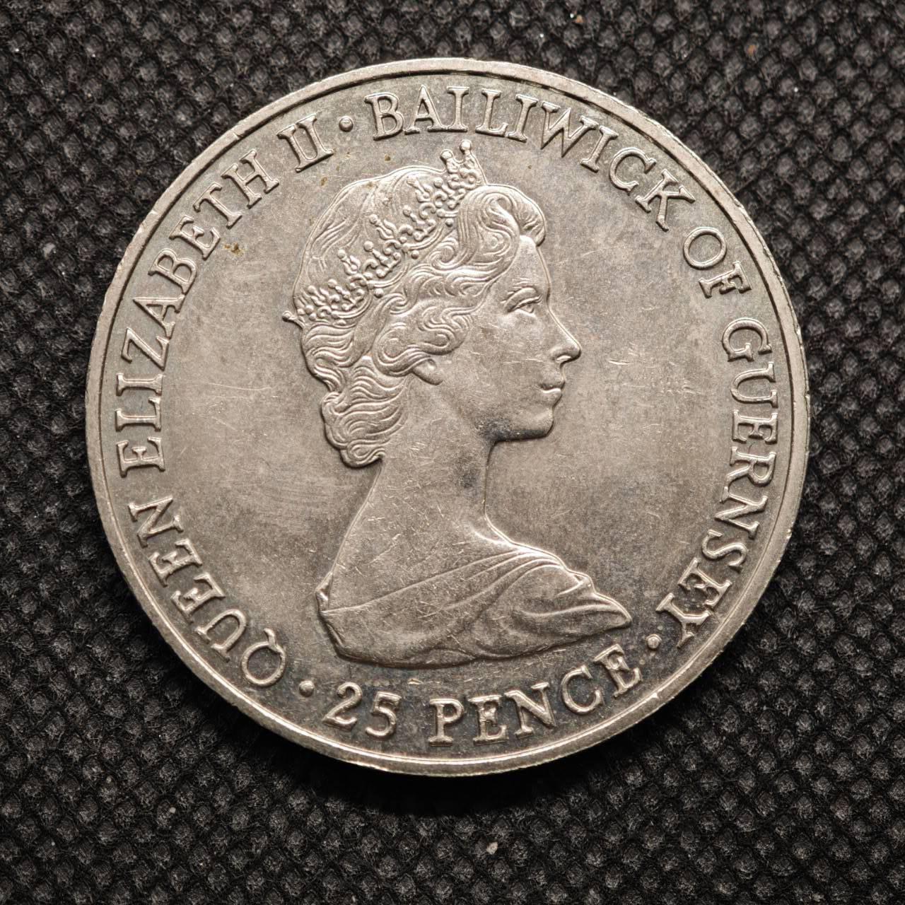 【淘币小摊】限时拍第八百零七拍  克朗币邮币封场  满百包邮可预留两周  周一统一发货   根西岛1980年女王母亲80周岁25便士纪念币