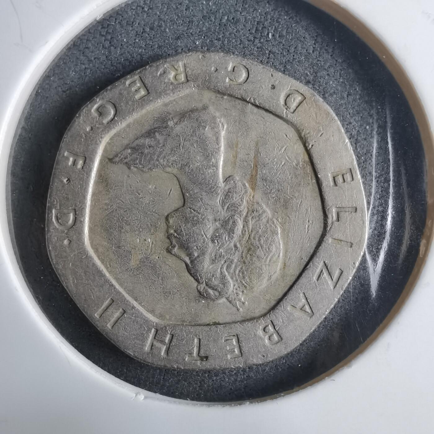 沼泽如烟--第912场 英国1982年20便士