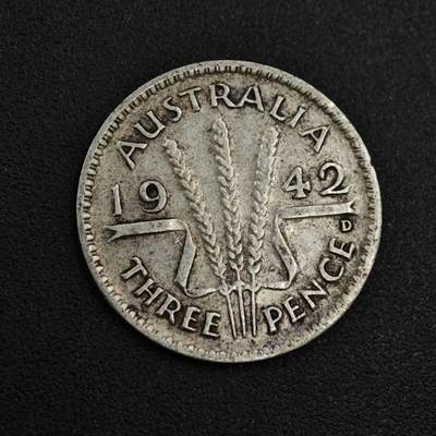 【淘币小摊】实时拍第八百零四拍   散币银币场   满百包邮可预留二周 每周一统一发货   - 澳大利亚1942年乔治六世3便士银币