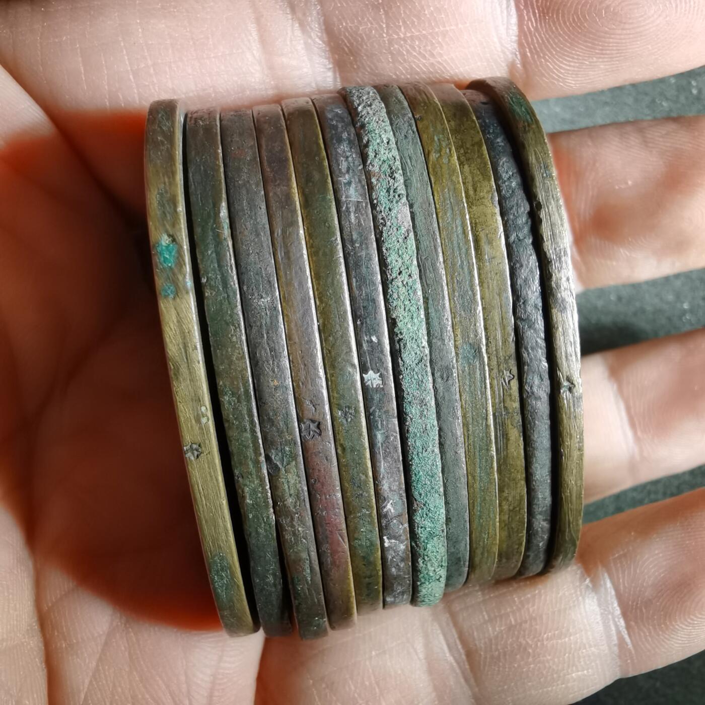 沼泽如烟--第911场 天保通宝十二枚