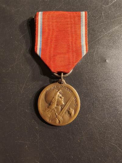 老王徽章第165期 -  法国一战凡尔登战役奖章