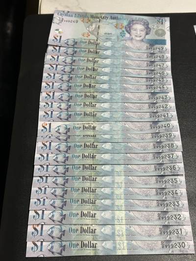 《外钞收藏家》第五百八十七期（精选场）（本平台长期征集拍品、欢迎藏友们联系合作） - 开曼群岛1元 20连号 全新UNC 尾30-49