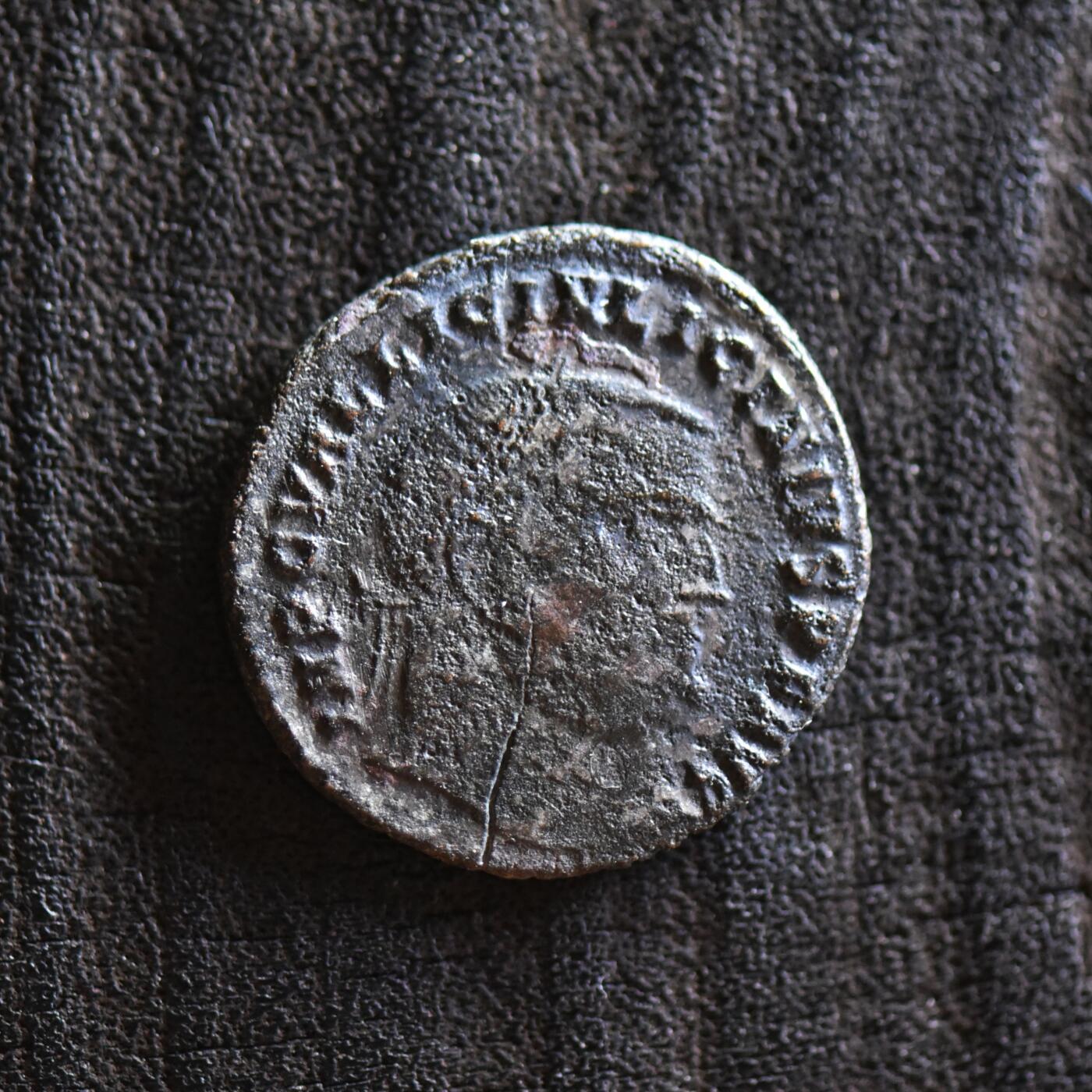 【良泉】第42期【自动场】12月4日晚19.30点开拍！99枚域外古代钱币专场  【美品】公元314年【古罗马】李锡尼一世“朱庇特”（宙斯）富力铜币，尼科墨底亚造币厂，3.95克