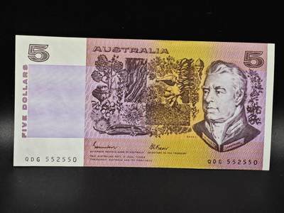 【淘币小摊】限时拍第八百零五拍  纸币场  满百包邮可预留两周  周一统一发货  - 澳大利亚5元纸币【有折】