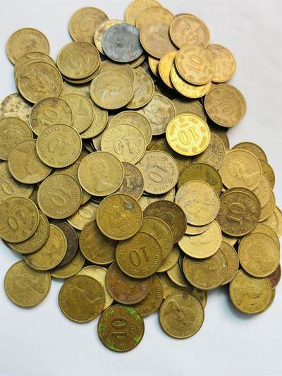 文馨钱币收藏第 282 场，【 长期接收代拍品】，加拿大老铜代用币，银币，德三系列场 - 英属香港小一毫铜币女王头像 175 枚