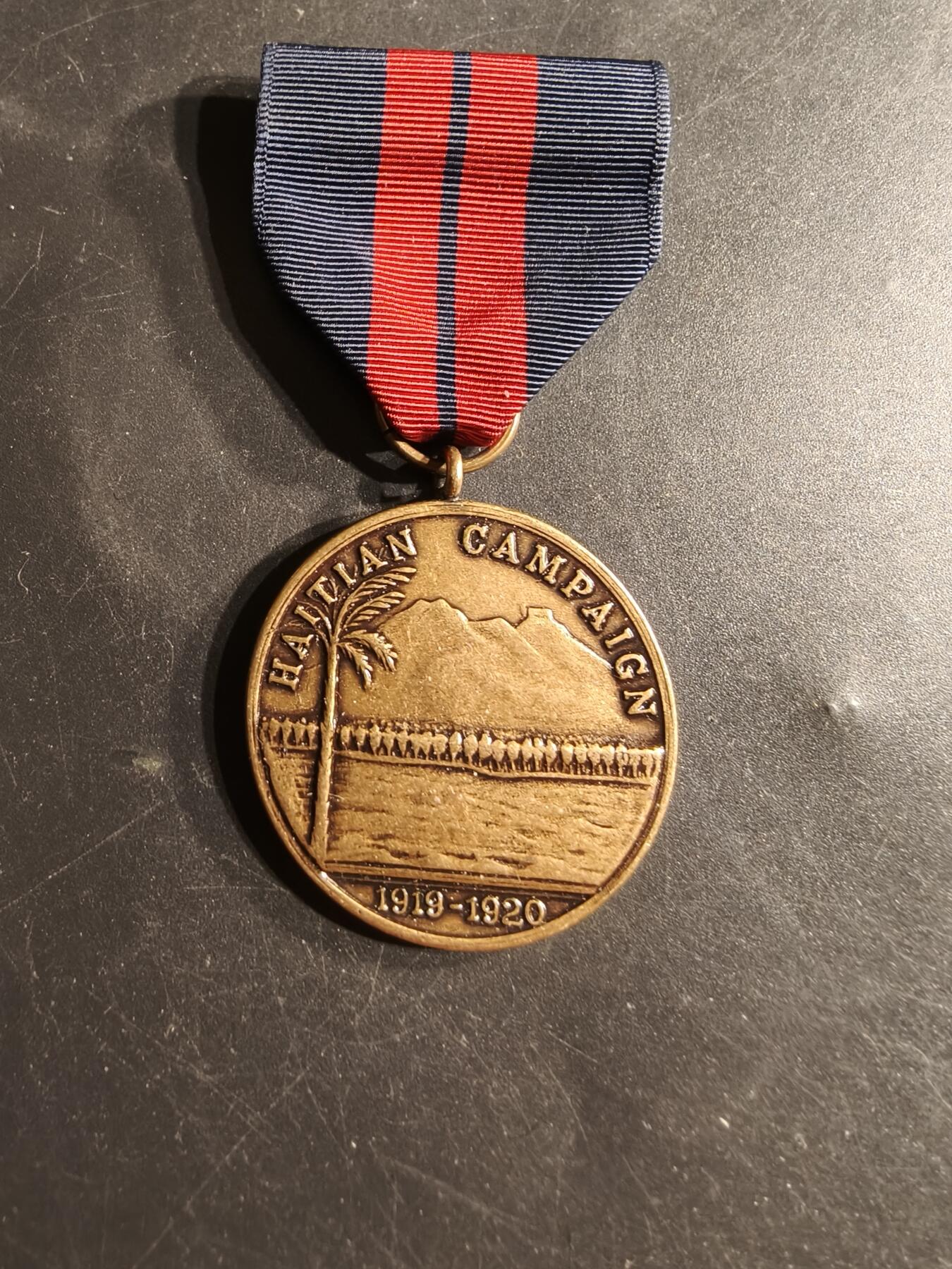 老王徽章第165期 美国海军陆战队1919-20海地战役奖章