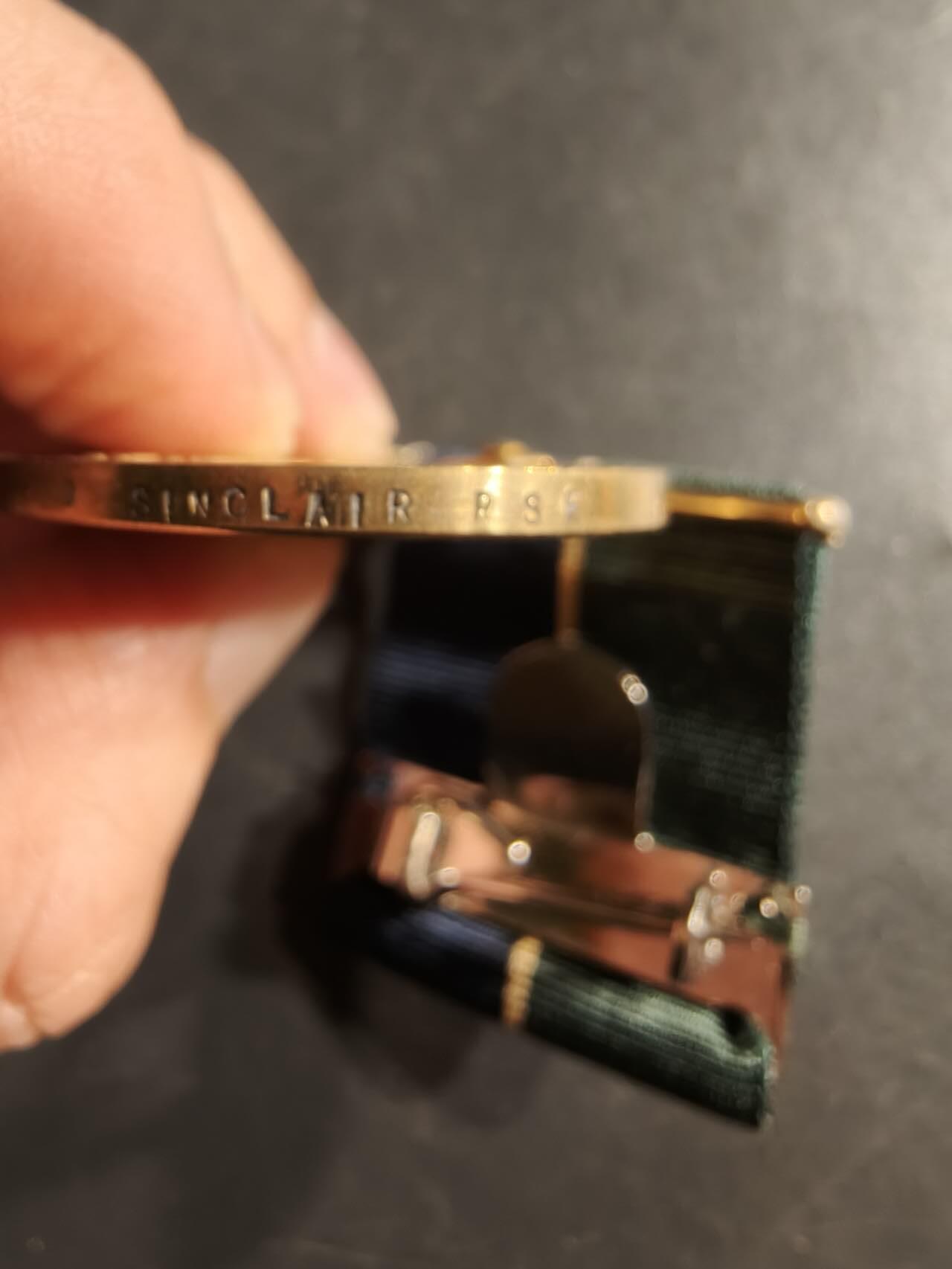 老王徽章第165期 英国皇家高地燧发枪团50周年纪念章     原盒带边铭