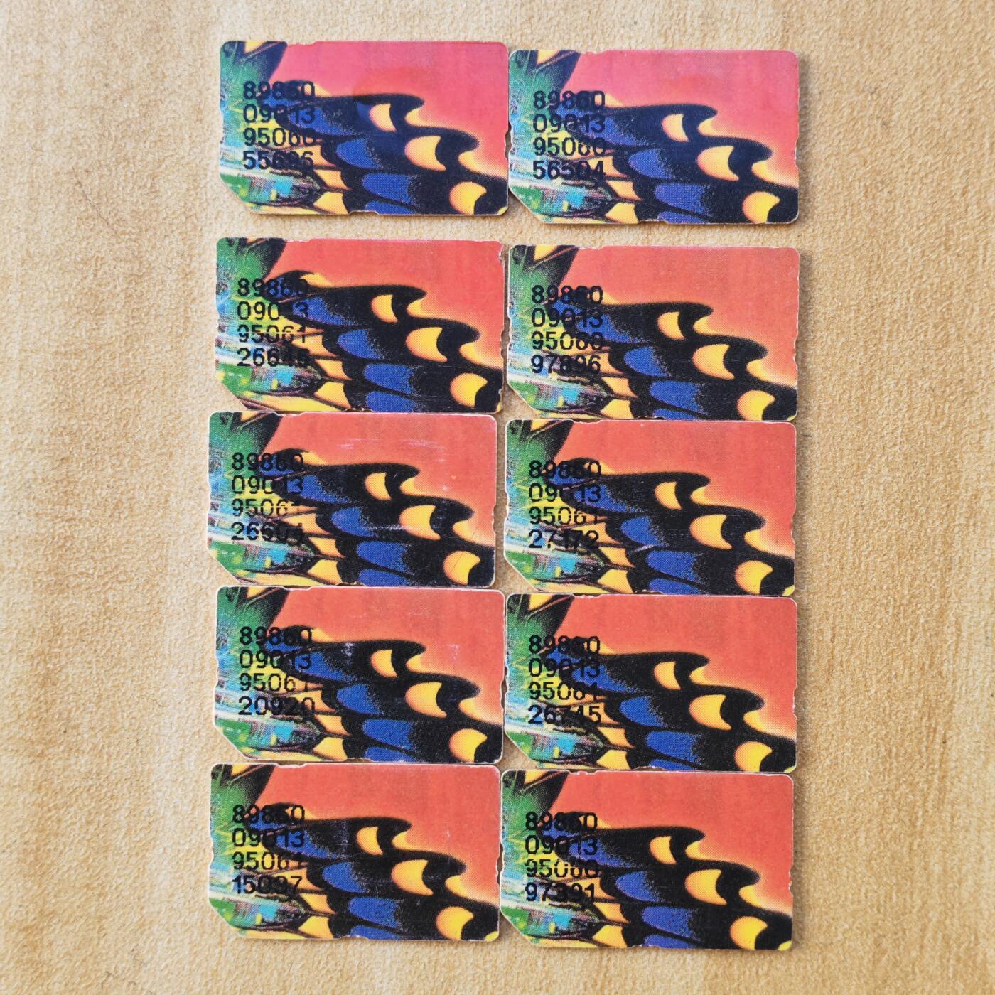 （手机SIM卡 IC卡）第10期2025年11月23日晚21：10时延时截拍 福建手机SIM卡 芯片95年 2种不同