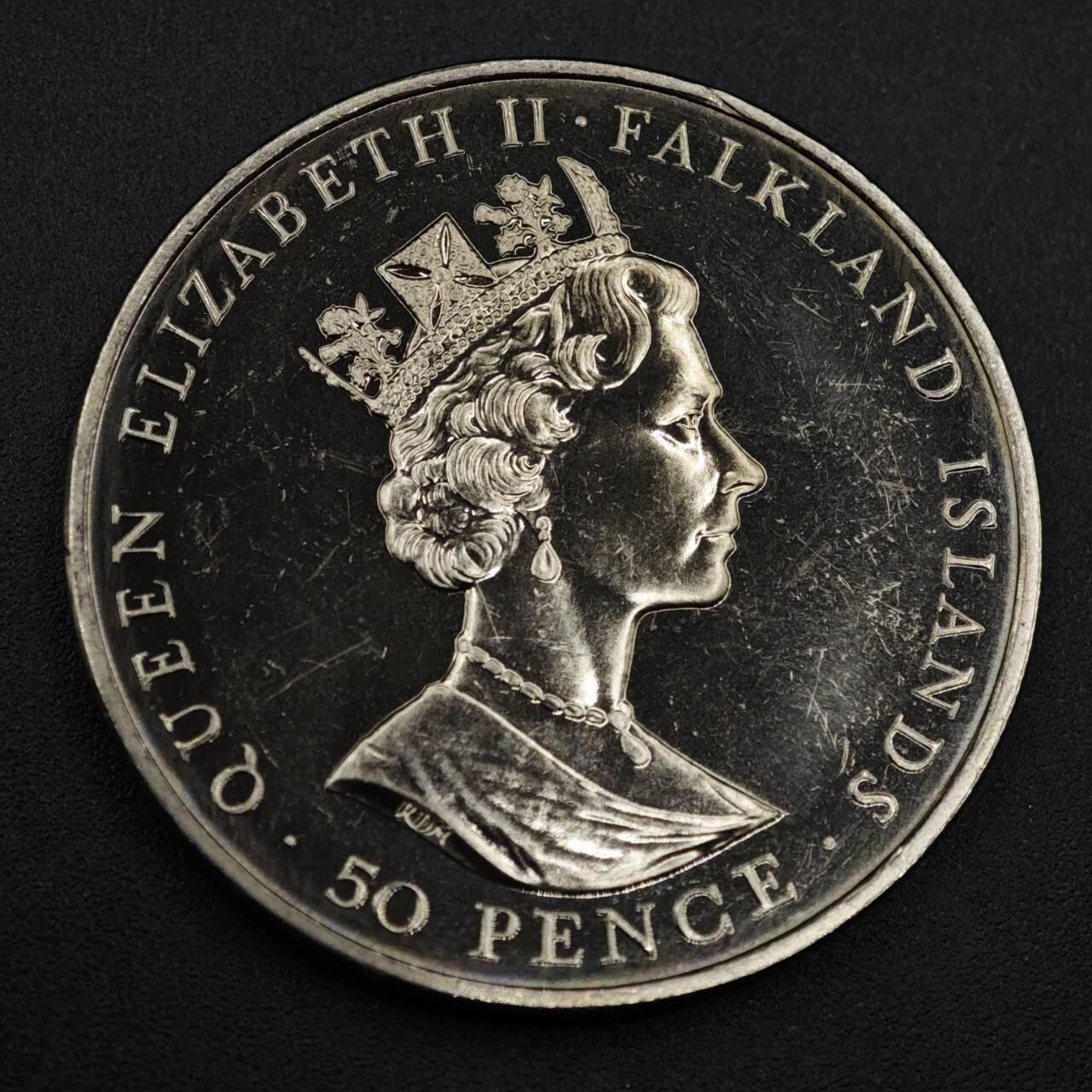 【淘币小摊】限时拍第八百零七拍  克朗币邮币封场  满百包邮可预留两周  周一统一发货   福克兰群岛1992年女王登基40周年50便士纪念币