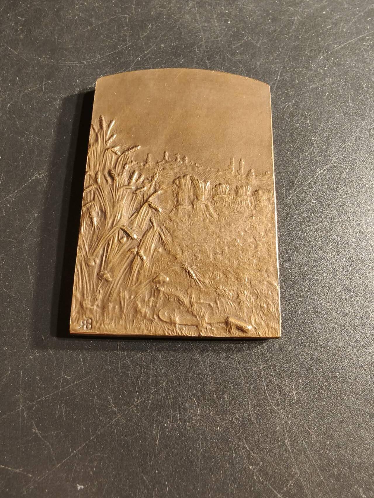 老王徽章第165期 法国农业方形大铜章     61×39mm.    76.6g