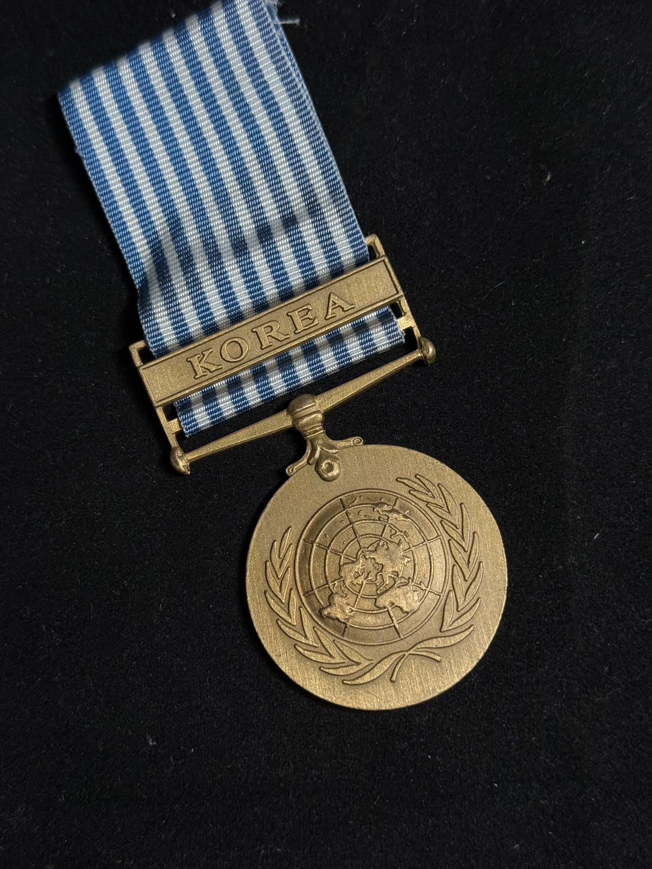 戎马世界章牌大赏第108期 联合国韩战奖章，荷兰语版，少见