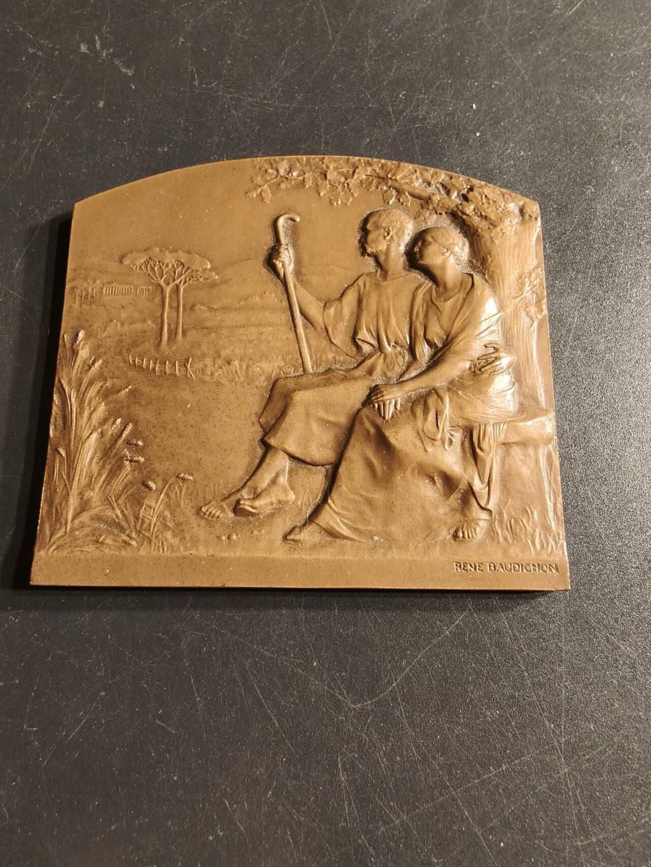 老王徽章第165期 法国金婚方形大铜章    大尺寸版本    70×68mm.   重量166.2g