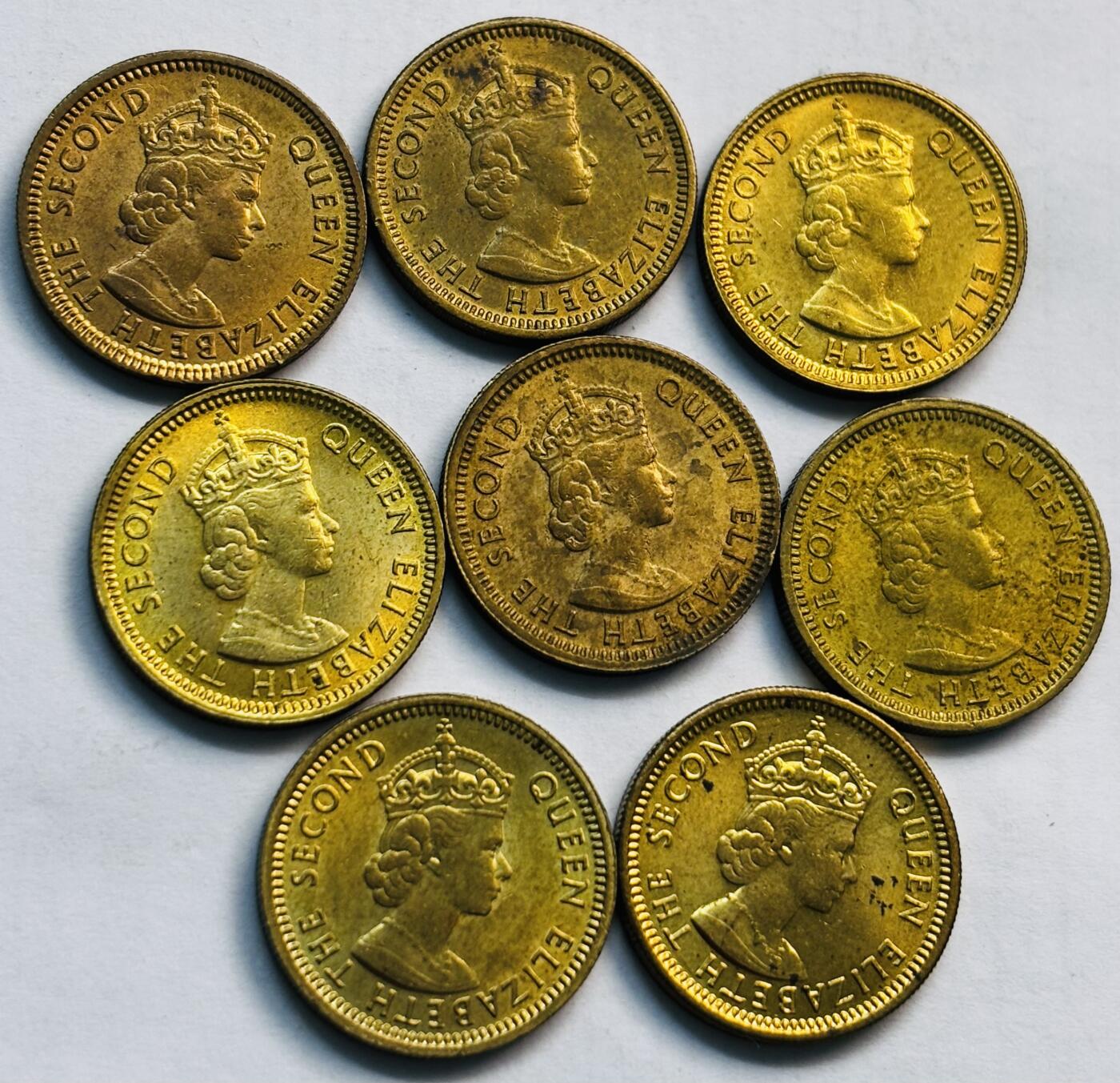 文馨钱币收藏第 282 场，【 长期接收代拍品】，加拿大老铜代用币，银币，德三系列场 原铜光品相英属香港时期女王 5 仙铜币 8 枚，铜光闪闪