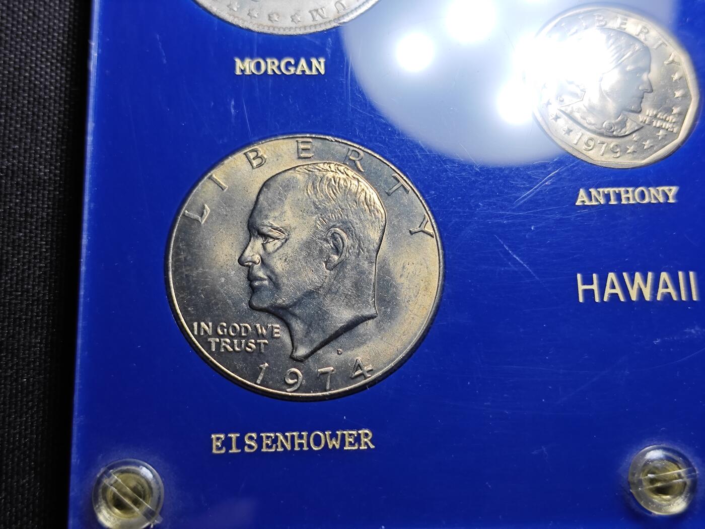 KK钱币收藏小铺 （套币 好品/批量散币 银币）专场  2月预留时间 周末发货  美国1元5枚套卡册 含和平鸽一元，摩根一元银币！