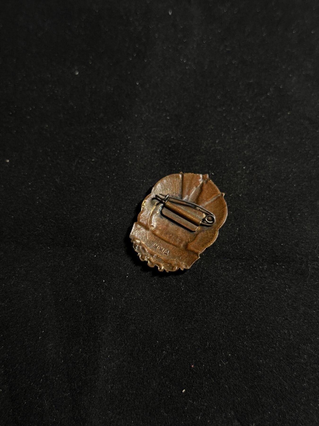 戎马世界章牌大赏第108期 苏联俄乌合并纪念章，珐琅有损