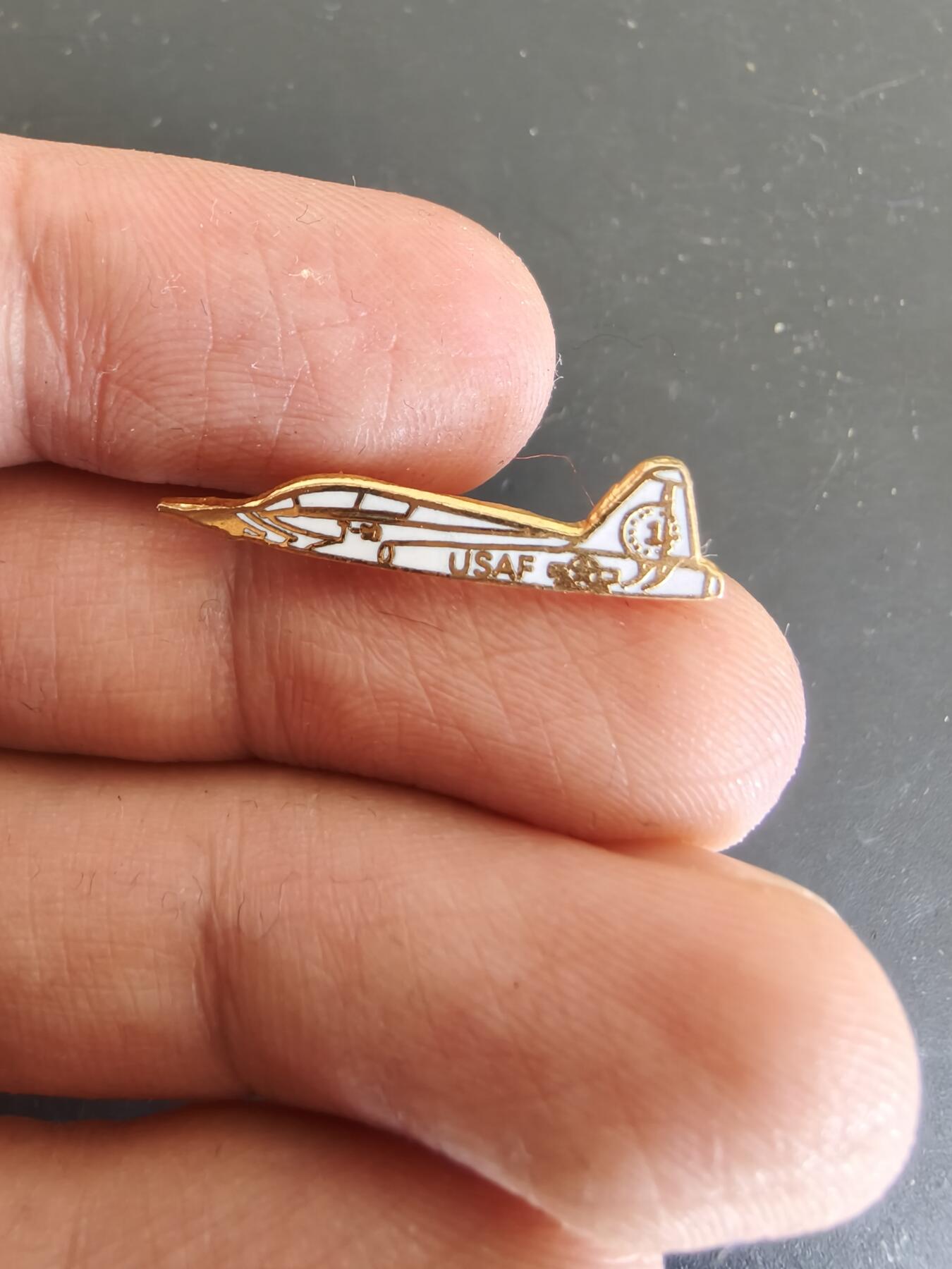 老王徽章第165期 美国空军飞机徽章