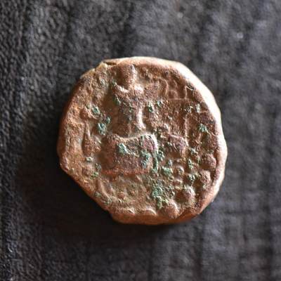 【良泉】第42期【自动场】12月4日晚19.30点开拍！99枚域外古代钱币专场  - 【美品】公元19-220年【贵霜】韦苏提婆一世“财富女神”铜币，7.87克