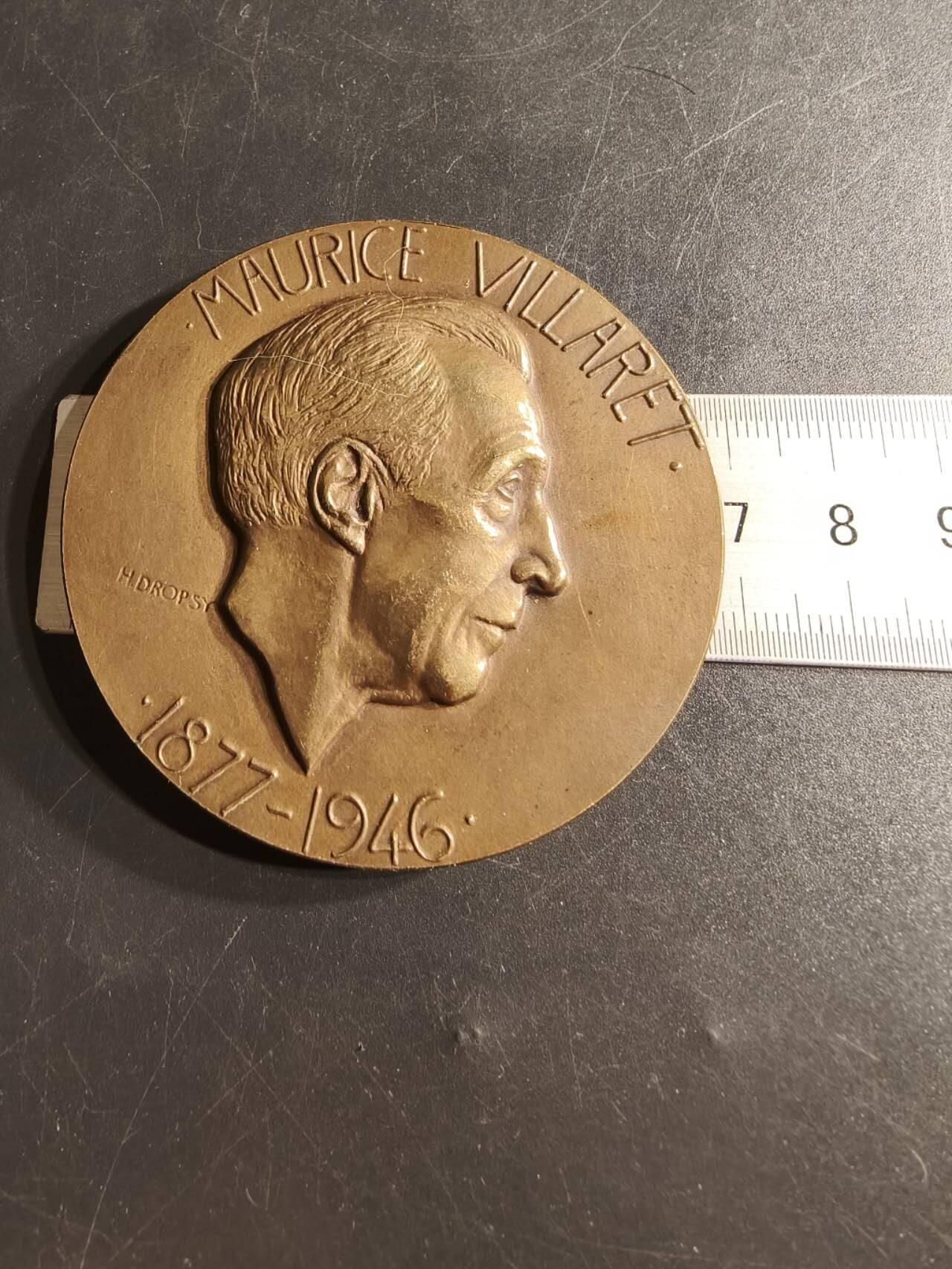 老王徽章第165期 法国医学院临床医学著名教授莫里斯·维拉雷大铜章      大师Dropsy作品     直径68mm.    重量158.2g