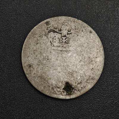 【淘币小摊】实时拍第八百零四拍   散币银币场   满百包邮可预留二周 每周一统一发货   - 英国维多利亚3便士银币