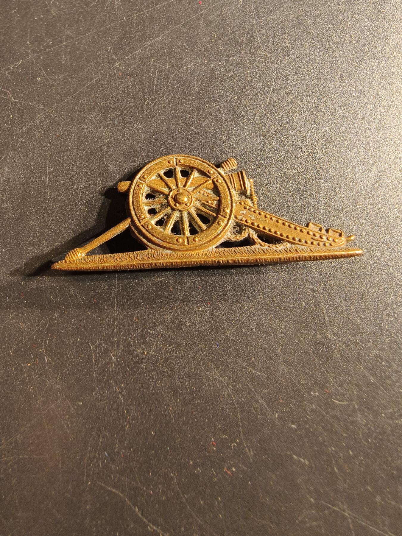 老王徽章第165期 英国皇家炮兵准尉领章     一战时期 