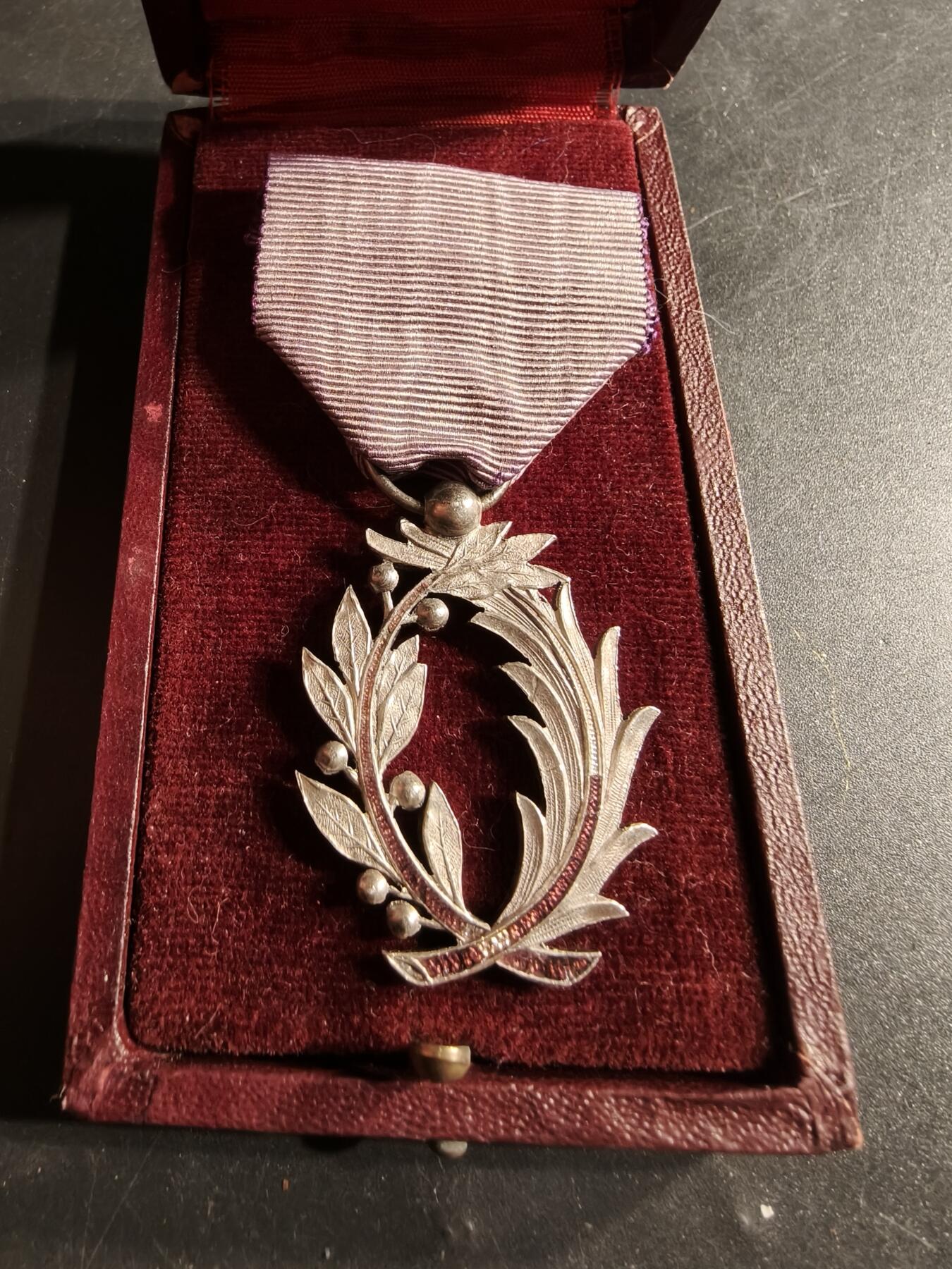 老王徽章第165期