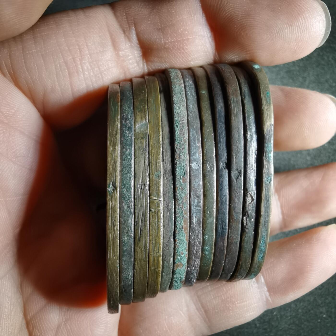 沼泽如烟--第911场 天保通宝十二枚