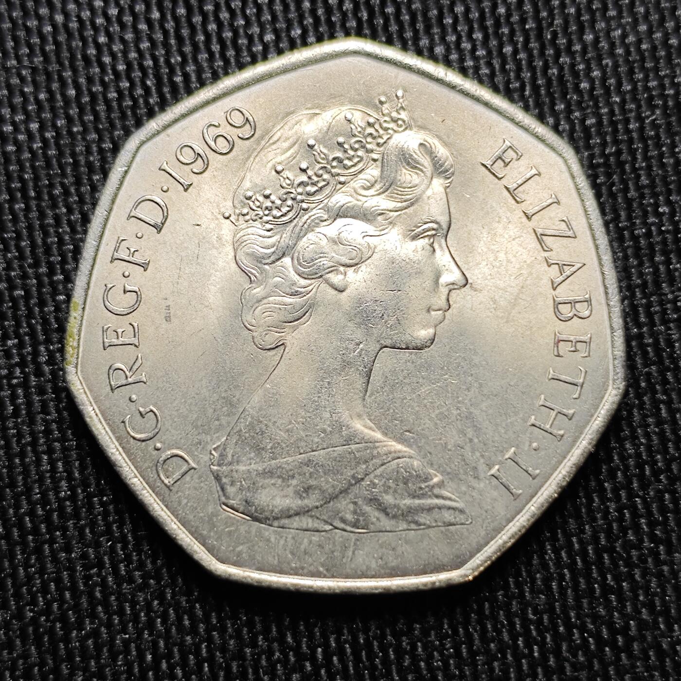 KK钱币收藏小铺 （套币 好品/批量散币 银币）专场  2月预留时间 周末发货  1969英国50便士 大便士 好品 带盒