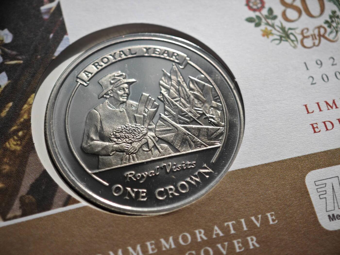 【淘币小摊】限时拍第八百零七拍  克朗币邮币封场  满百包邮可预留两周  周一统一发货   直布罗陀2005年女王80周岁克朗纪念币邮币封 