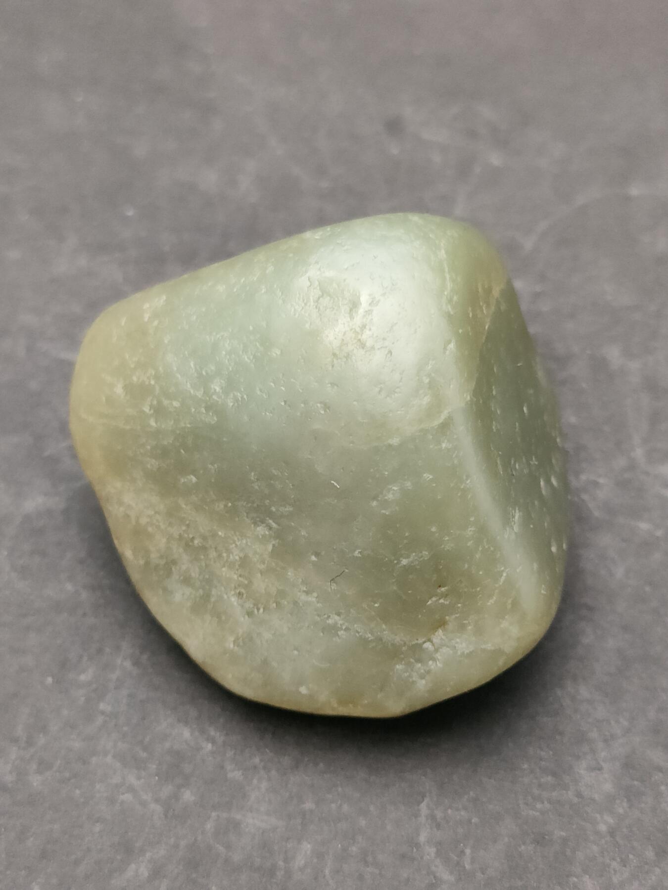 猩哥外币小铺➨【第203场】 和田玉原石16克