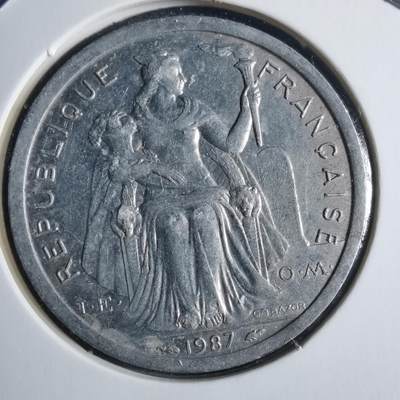 沼泽如烟--第912场 - 法属新喀里多尼亚1987年2法郎