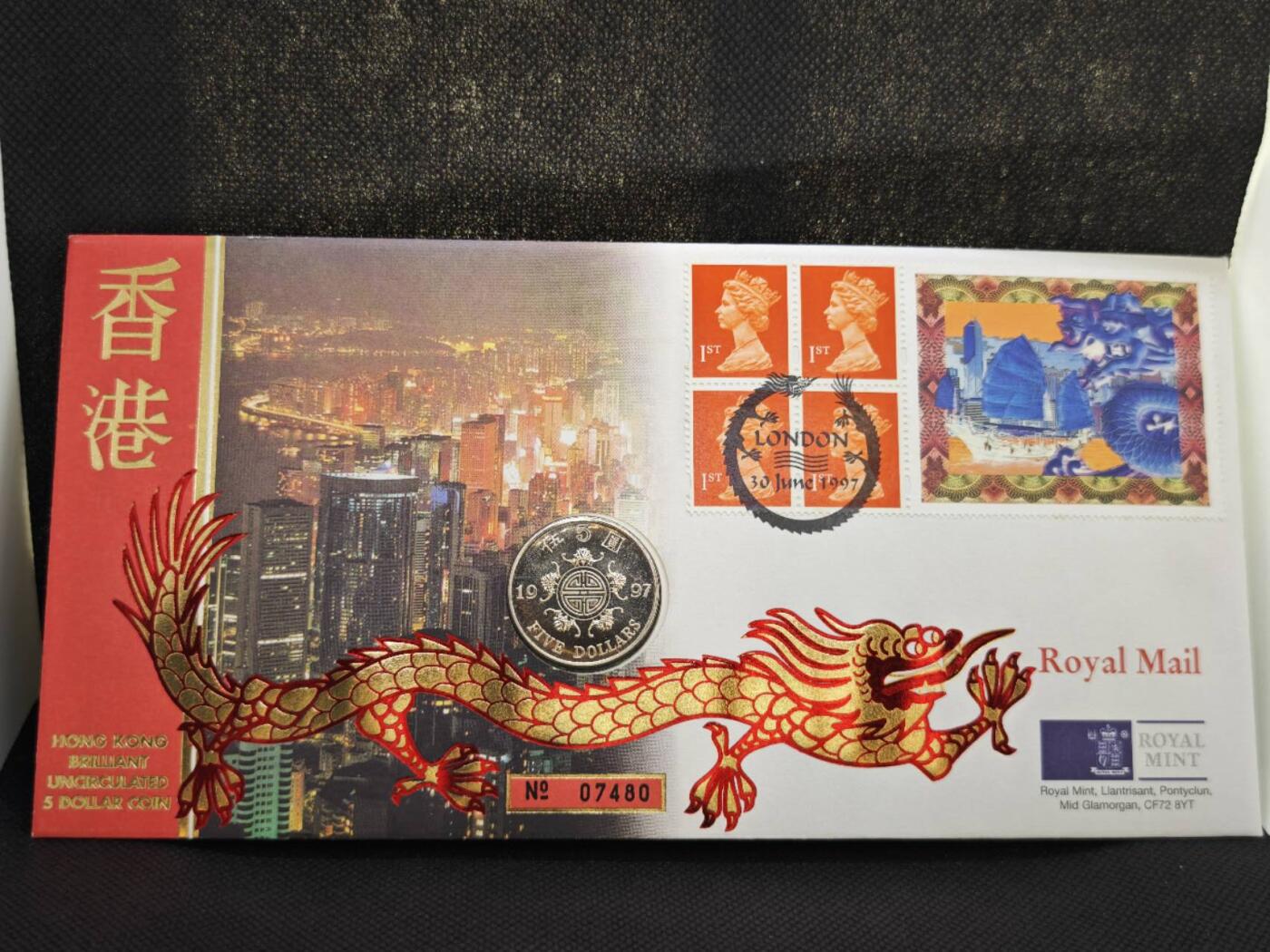 【淘币小摊】限时拍第八百零七拍  克朗币邮币封场  满百包邮可预留两周  周一统一发货   香港1997年回归5元纪念币邮币封