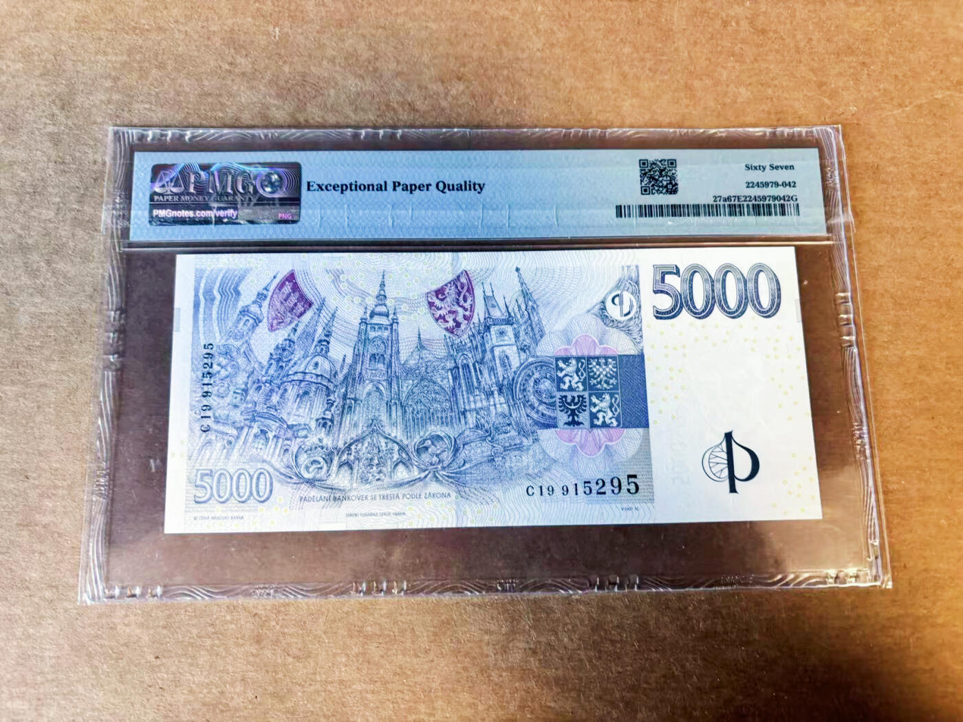 【Blue Auction】世界纸币精拍第754期——18级TOP拍卖/信誉/品质/专业/高效💫  【无47】捷克 2009年5000克朗 背面大场景  PMG67EPQ高分