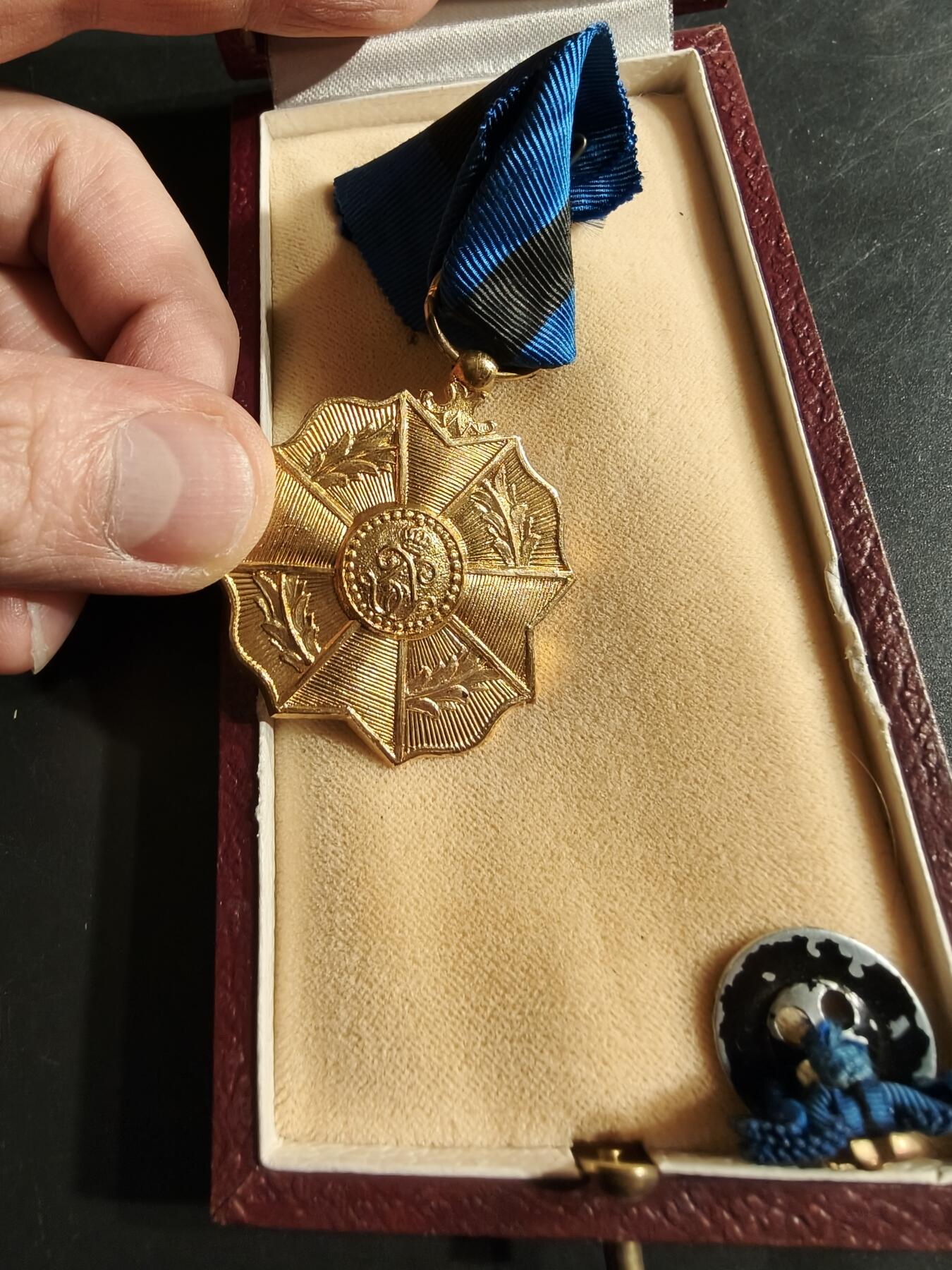 老王徽章第165期