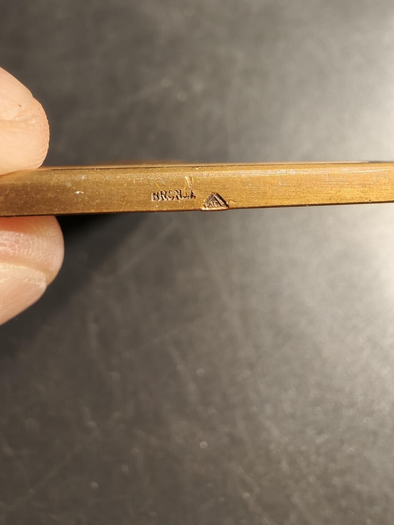 老王徽章第165期 法国体育联合会联邦锦标赛方形大铜章     重量105g.     尺寸