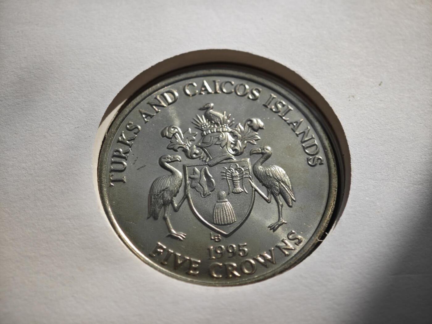 【淘币小摊】限时拍第八百零七拍  克朗币邮币封场  满百包邮可预留两周  周一统一发货   特克斯凯科斯1995年二战胜利50周年5克朗纪念币邮币封