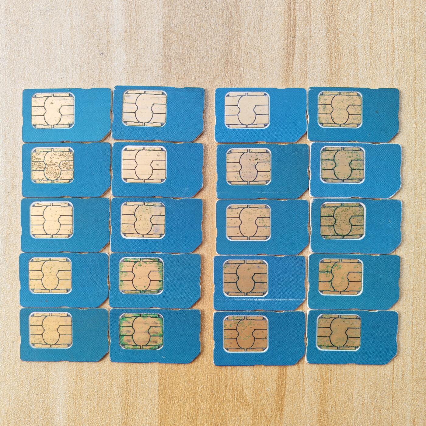 （手机SIM卡 IC卡）第10期2025年11月23日晚21：10时延时截拍 福建手机SIM卡 芯片97年 左边139号段/右边138号段