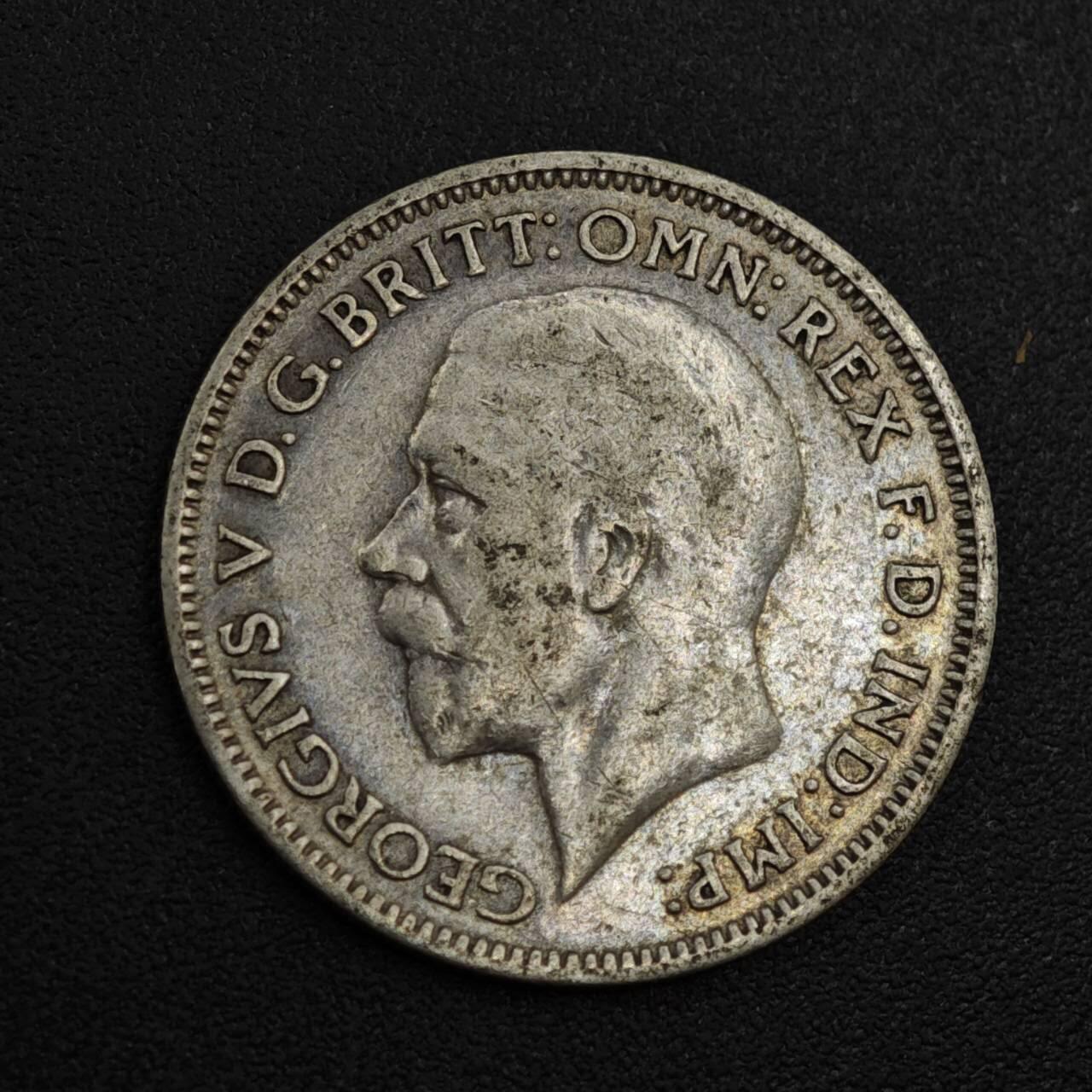 【淘币小摊】实时拍第八百零四拍   散币银币场   满百包邮可预留二周 每周一统一发货   英国1935年乔治五世6便士银币