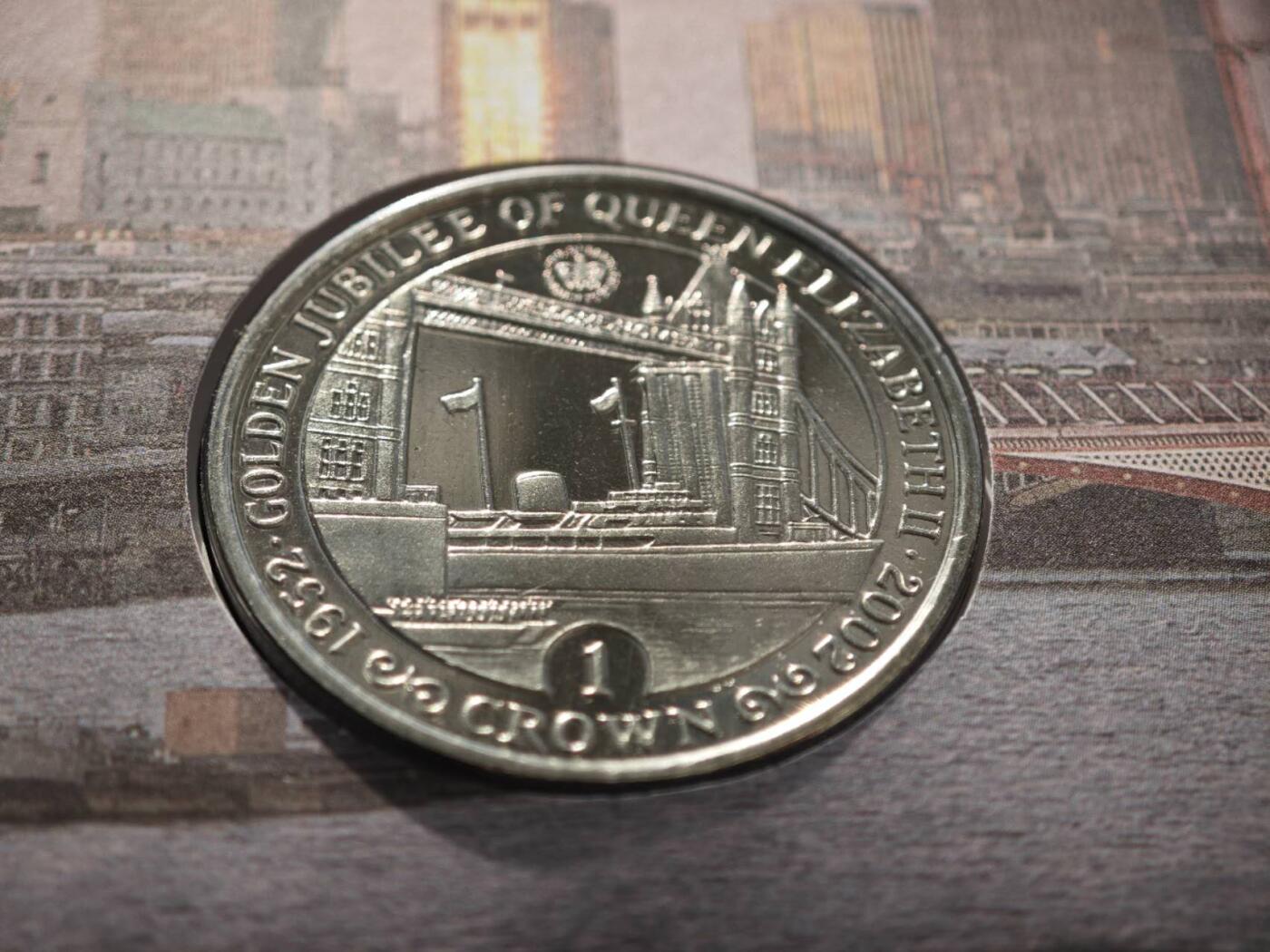 【淘币小摊】限时拍第八百零七拍  克朗币邮币封场  满百包邮可预留两周  周一统一发货   直布罗陀2002年女王登基金禧克朗纪念币邮币封