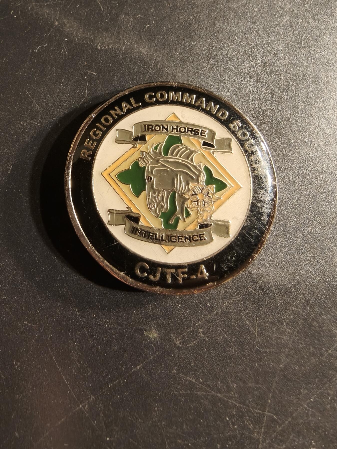 老王徽章第165期  驻阿富汗国际安全部队坎大哈情报融合中心纪念章     直径39mm.    重量28.3g