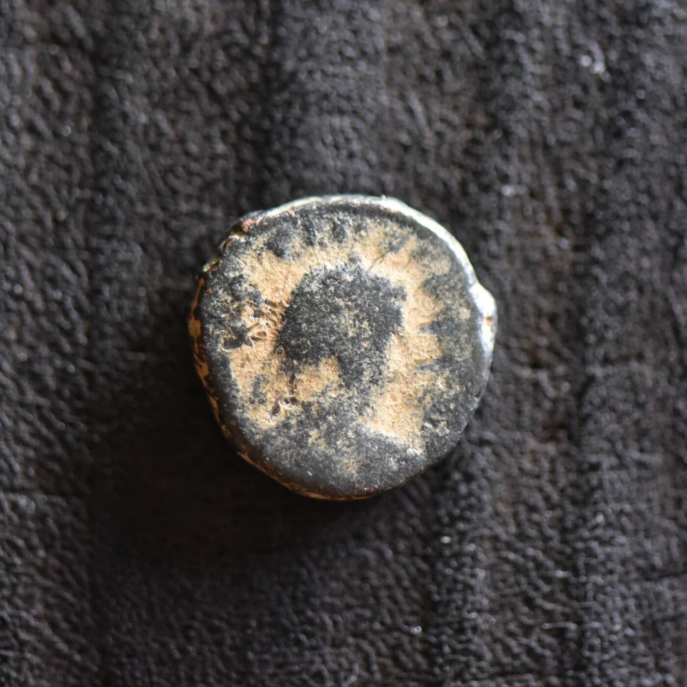 【良泉】第42期【自动场】12月4日晚19.30点开拍！99枚域外古代钱币专场  公元518-527年【拜占庭】查士丁一世，安条克造币厂“提喀女神”5努米，微型铜币，2.05克