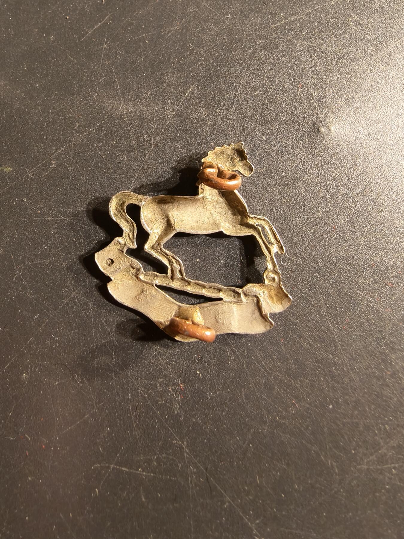 老王徽章第165期 英国国王利物浦步兵团帽徽     一战时期